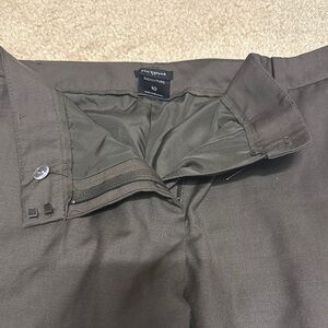 Women’s Signature Pants in Dark Gray/Charcoal